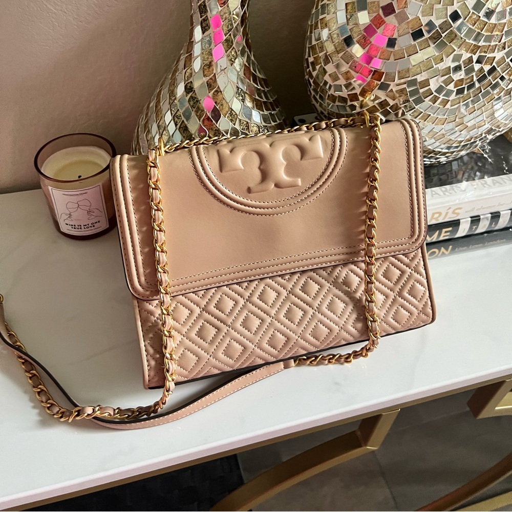 Authentic light pink color, Tory Burch purse